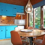 De Roek Vakantiebungalows אוטרלו
