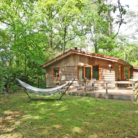 De Roek Vakantiebungalows 欧特罗