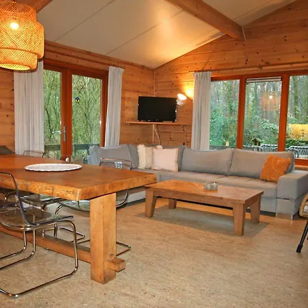De Roek Vakantiebungalows 오털로