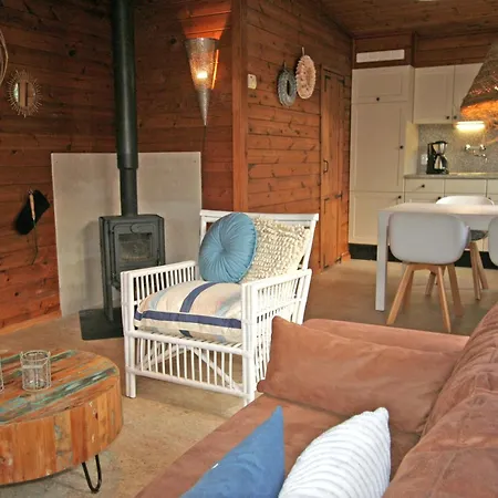 De Roek Vakantiebungalows * 欧特罗