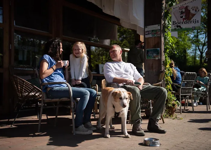 De Roek Vakantiebungalows * Otterlo