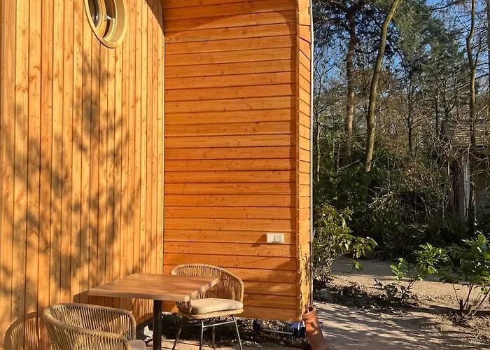 De Roek Vakantiebungalows Holiday park *