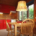 De Roek Vakantiebungalows * 欧特罗