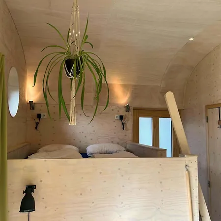 De Roek Vakantiebungalows * אוטרלו