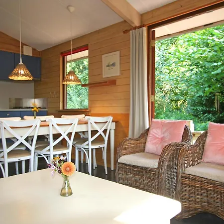 De Roek Vakantiebungalows Semesterpark *