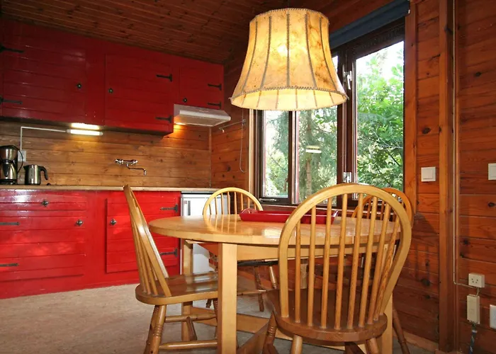 De Roek Vakantiebungalows * Otterlo